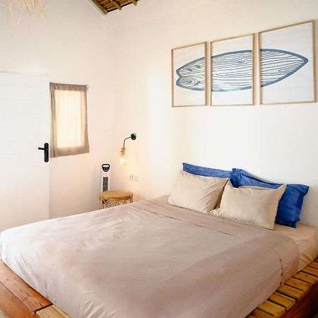 Surf Shack Grupuk Hotel Bumbang ภายนอก รูปภาพ