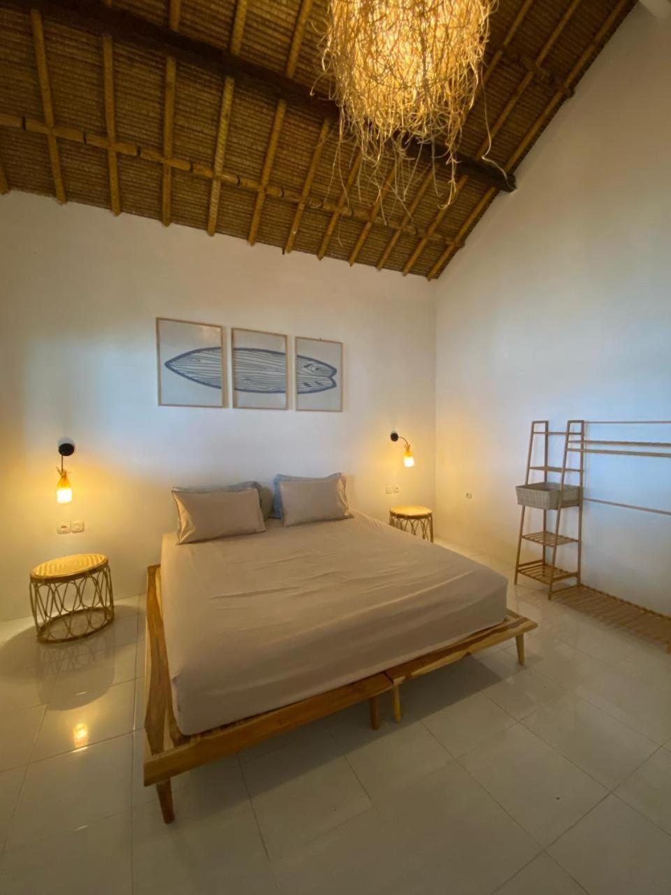 Surf Shack Grupuk Hotel Bumbang ภายนอก รูปภาพ