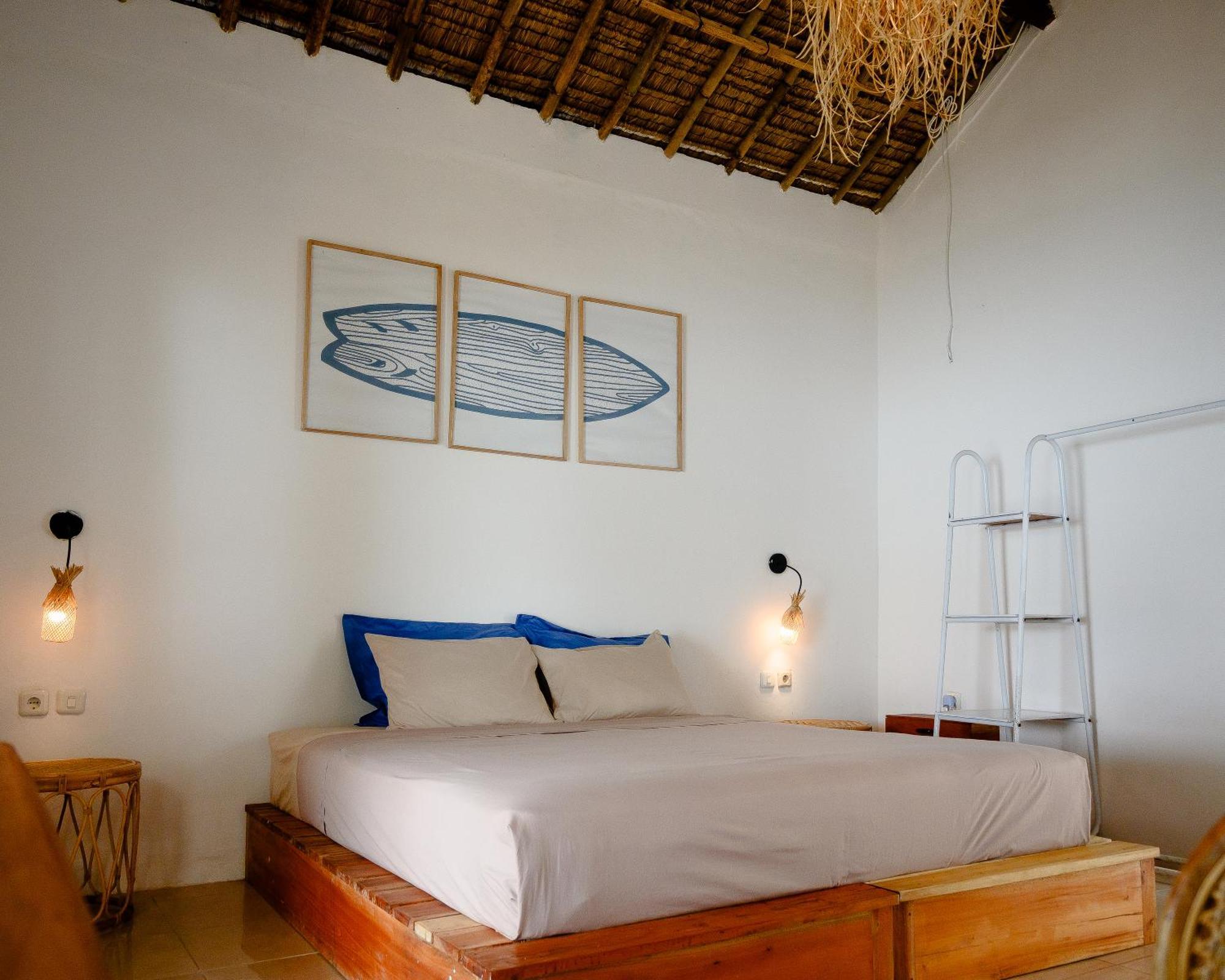 Surf Shack Grupuk Hotel Bumbang ภายนอก รูปภาพ